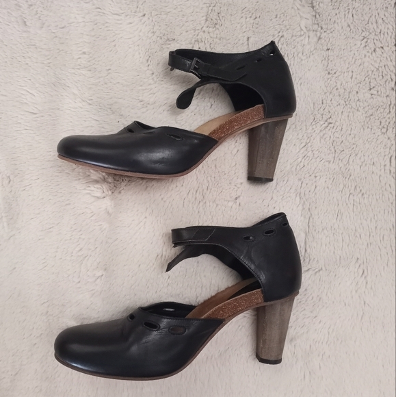 Twenty Two Buttery Soft Italian Leather Ankle Strap Mary Jane Boho Cork Heels - Picture 5 of 7